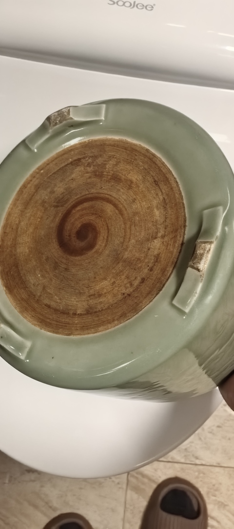 古玩陶瓷豆青釉三足筒式香爐拍賣,當前價格9800元