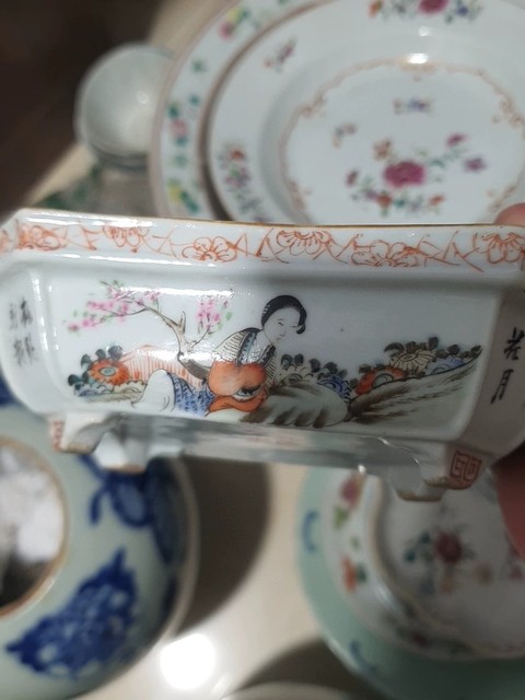 古玩陶瓷仕女紋粉彩水仙盆真品鑒賞圖