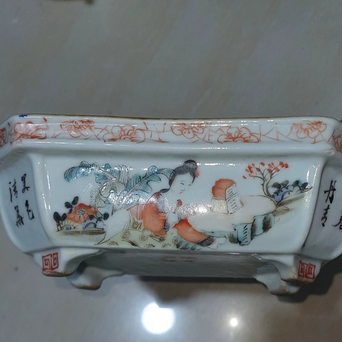 古玩陶瓷仕女紋粉彩水仙盆真品鑒賞圖