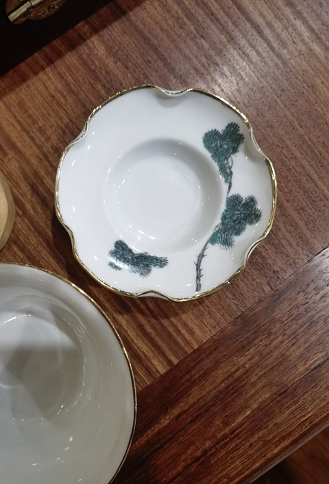 古玩陶瓷壽星圖蓋碗真品鑒賞圖