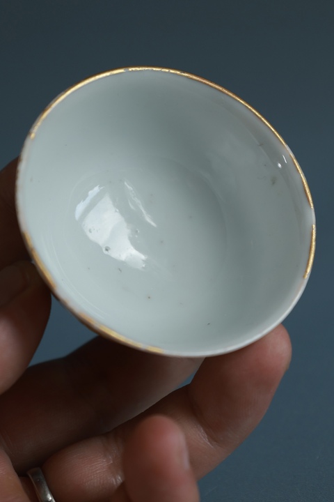 古玩陶瓷黃地粉彩萬壽無疆杯真品鑒賞圖
