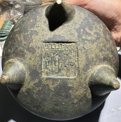 古玩銅器爐子真品鑒賞圖