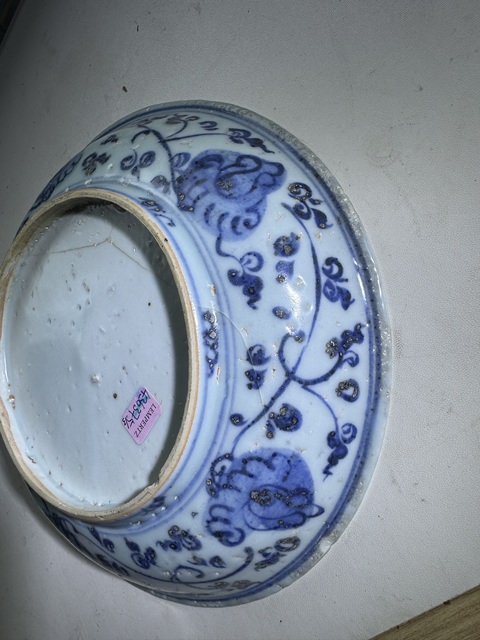 古玩陶瓷青花麒麟望月盤真品鑒賞圖