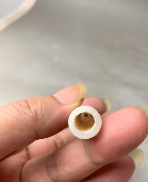 古玩玉器琉璃仿白玉翎管真品鑒賞圖