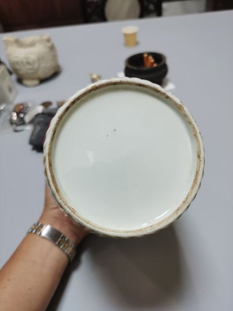 古玩陶瓷瓜棱拍賣,當前價格19800元