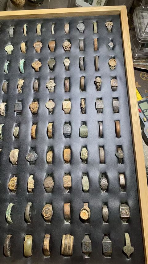 古玩雜項戒指拍賣,當前價格3800元