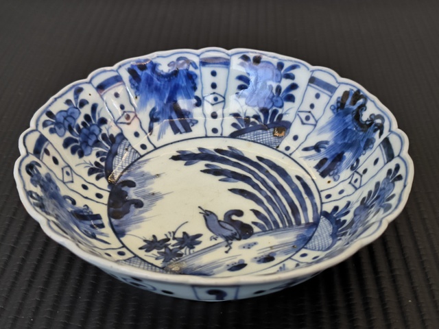 古玩陶瓷青花花鳥紋花口盤真品鑒賞圖