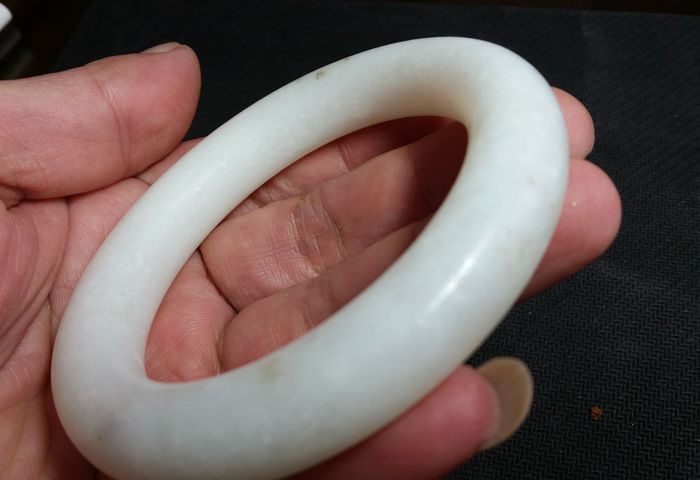 古玩玉器和田玉雕“素紋手鐲”真品鑒賞圖