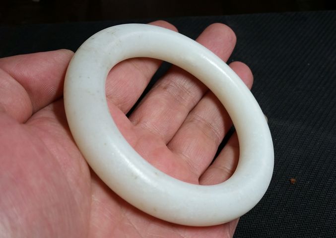 古玩玉器和田玉雕“素紋手鐲”真品鑒賞圖