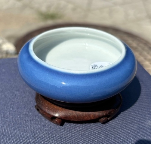 古玩陶瓷晚清藍釉水盂真品鑒賞圖