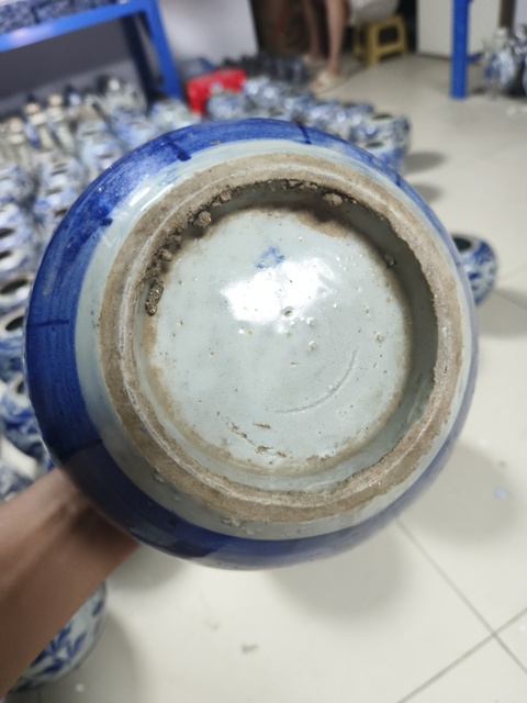 古玩陶瓷青花花卉紋西瓜罐真品鑒賞圖
