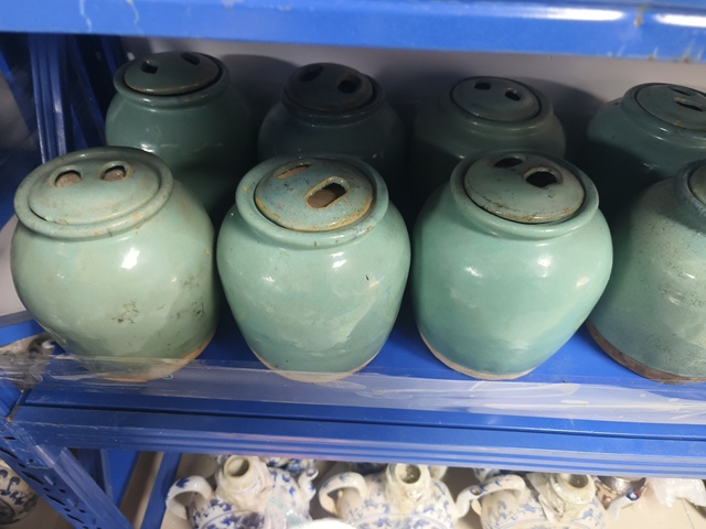 古玩陶瓷綠釉蓋罐真品鑒賞圖