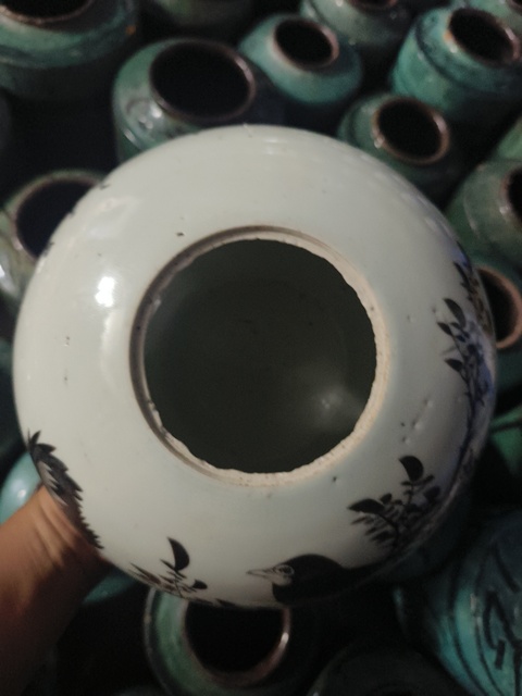 古玩陶瓷墨彩花鳥紋西瓜罐真品鑒賞圖