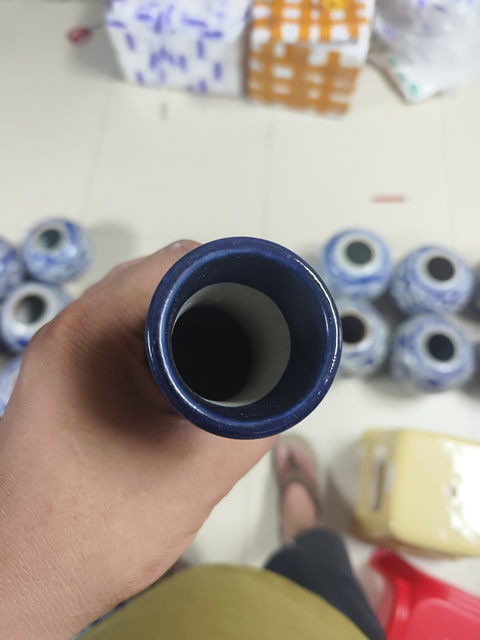 古玩陶瓷霽藍釉膽瓶真品鑒賞圖