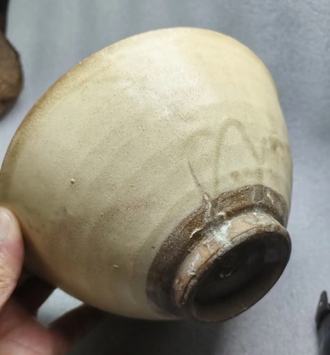 古玩陶瓷北宋時期白釉大碗真品鑒賞圖