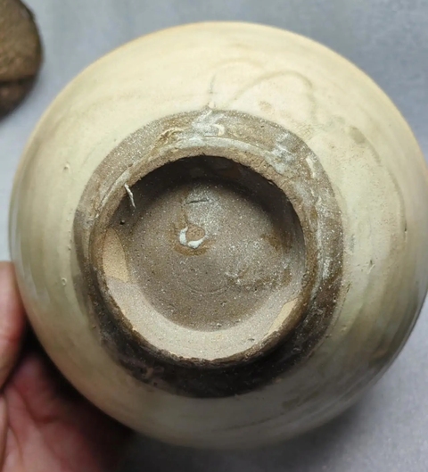 古玩陶瓷北宋時期白釉大碗真品鑒賞圖
