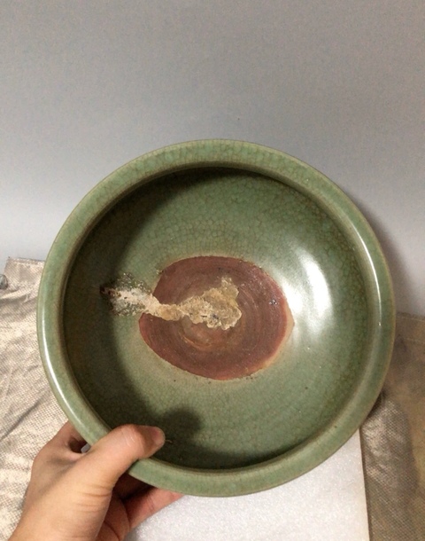 古玩陶瓷龍泉青瓷刻花香爐真品鑒賞圖