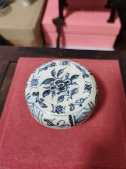 古玩陶瓷青花花卉紋粉盒拍賣,當前價格1200元