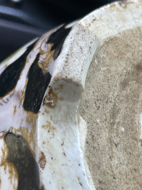 古玩陶瓷墨地粉彩罐真品鑒賞圖