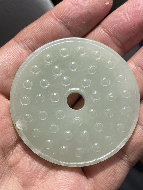 古玩玉器和田玉雕“卷云紋璧”真品鑒賞圖