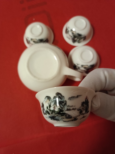 古玩陶瓷彩繪山水紋茶具拍賣,當前價格398元
