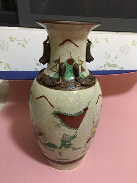 古玩陶瓷哥釉地鐵銹釉刀馬人瓶真品鑒賞圖