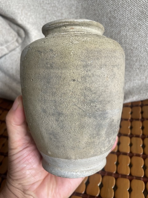 古玩陶瓷唐茶葉末釉罐子真品鑒賞圖