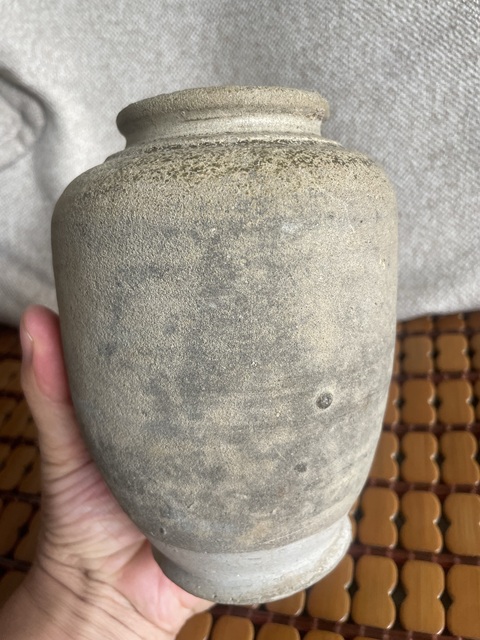古玩陶瓷唐茶葉末釉罐子真品鑒賞圖