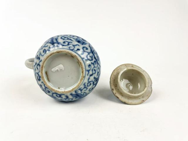古玩陶瓷清康熙·青花山水人物執(zhí)壺拍賣，當(dāng)前價格198元