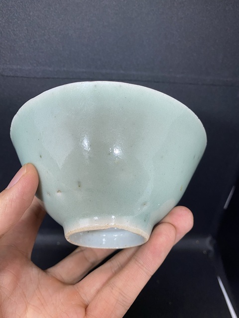 古玩陶瓷清中期豆青釉茶碗拍賣，當前價格120元