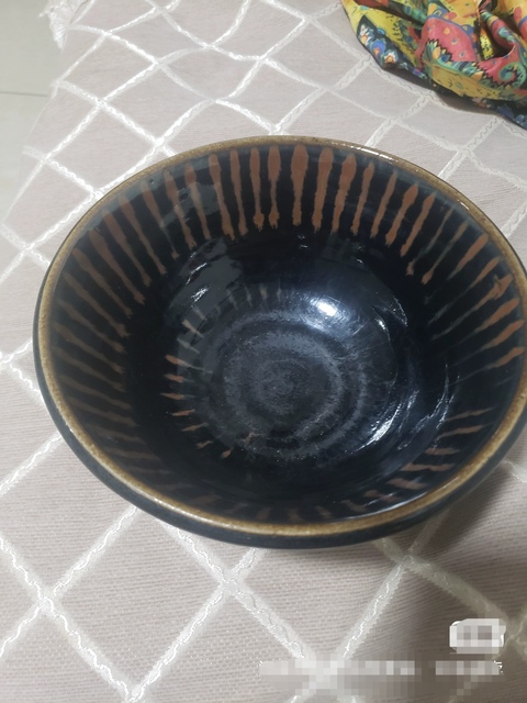 古玩陶瓷磁州窯菊花碗真品鑒賞圖