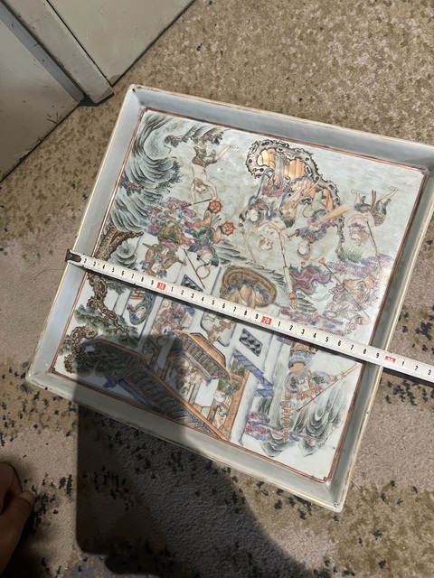 古玩陶瓷粉彩人物故事紋四方賞盤真品鑒賞圖