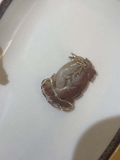 古玩玉器翡翠雕“連年有余”掛件真品鑒賞圖