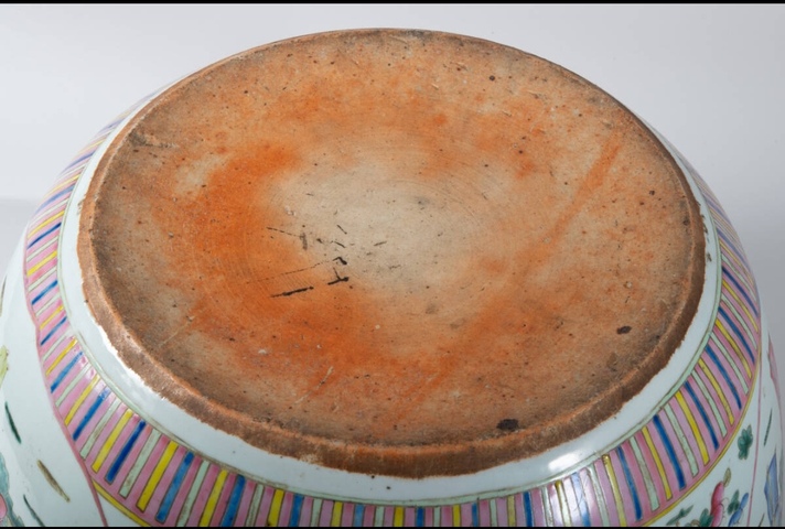 古玩陶瓷人物紋粉彩缸真品鑒賞圖