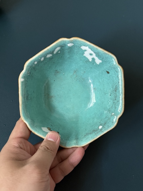 古玩陶瓷清·同治本朝云鶴紋粉彩花口小碗拍賣，當前價格1800元