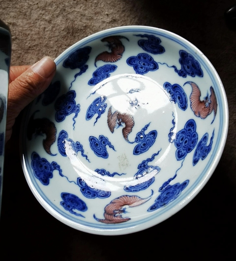 古玩陶瓷洪福齊天盤真品鑒賞圖