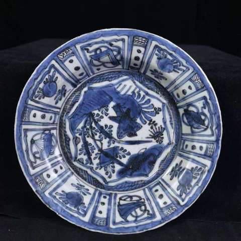 古玩陶瓷青花花鳥紋盤真品鑒賞圖