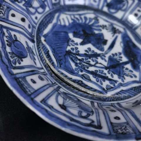古玩陶瓷青花花鳥紋盤真品鑒賞圖