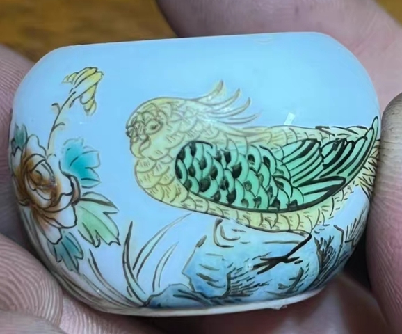 古玩陶瓷花鳥紋水盂真品鑒賞圖