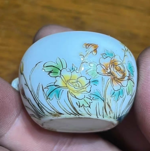 古玩陶瓷花鳥紋水盂真品鑒賞圖