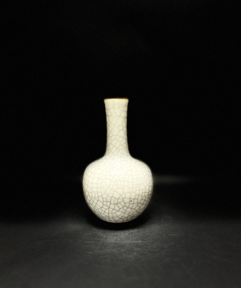古玩陶瓷哥釉天球瓶真品鑒賞圖