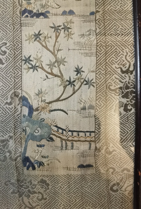 古玩雜項(xiàng)清中期刺繡人物條屏一對(duì)拍賣，當(dāng)前價(jià)格7200元