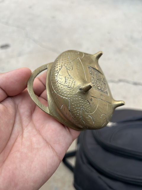古玩銅器爐子真品鑒賞圖