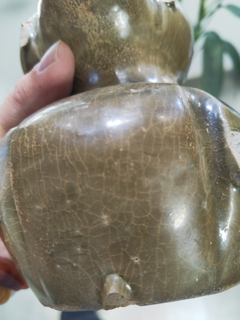 古玩陶瓷晉代青釉臥羊真品鑒賞圖