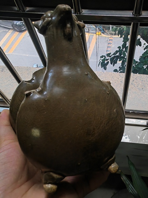 古玩陶瓷越窯青釉瓷羊真品鑒賞圖