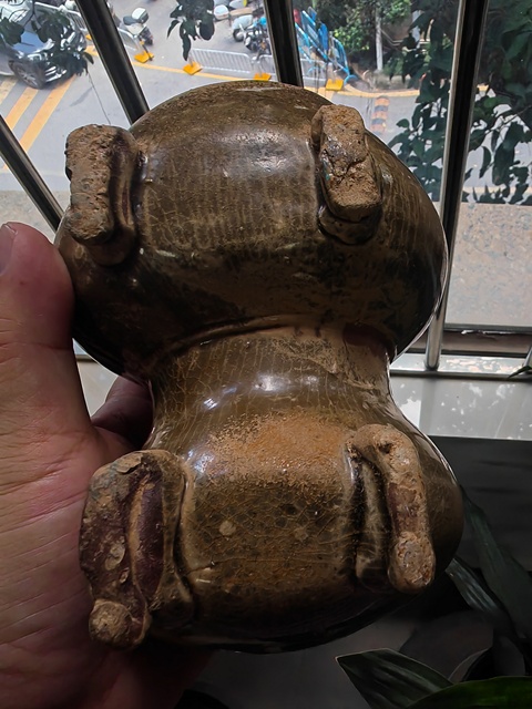 古玩陶瓷晉代青釉臥羊真品鑒賞圖