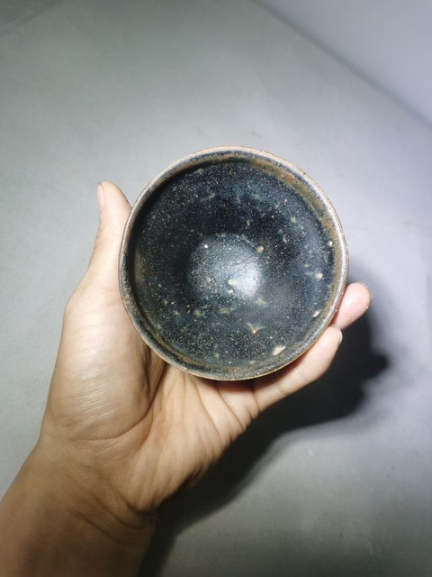 古玩陶瓷醬釉盞真品鑒賞圖