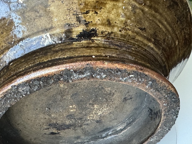 古玩陶瓷黃釉刻花撇口瓶真品鑒賞圖