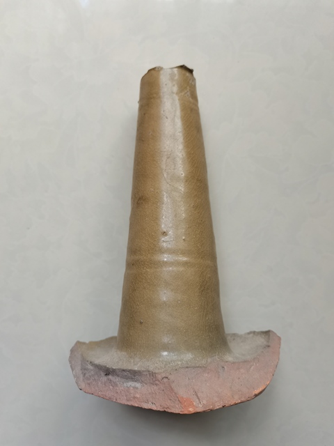 古玩陶瓷越窯青瓷油燈拍賣,當(dāng)前價(jià)格0元