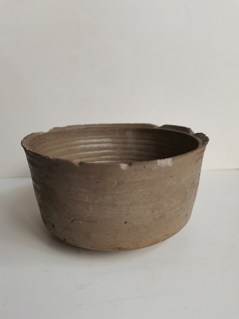 古玩陶瓷原始青瓷弦紋平底碗真品鑒賞圖